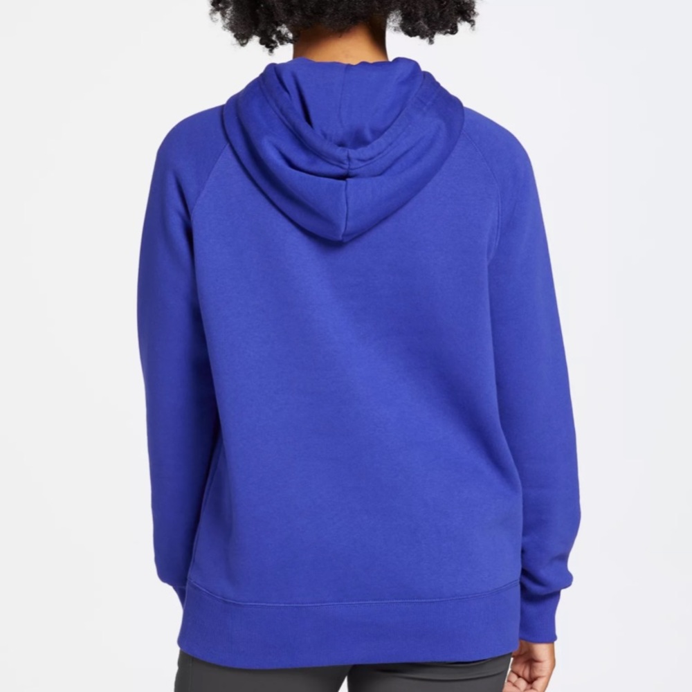 NWT women’s north face hoodie - Picture 2 of 4